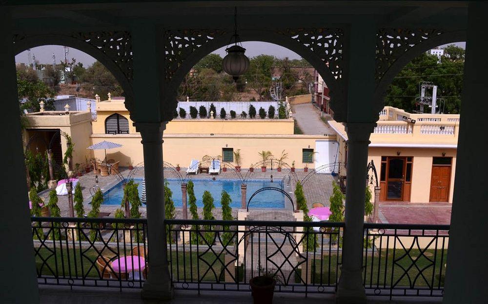Koolwal Kothi Zinc Journey By The Fern, Nawalgarh, Rajasthan Kültér fotó